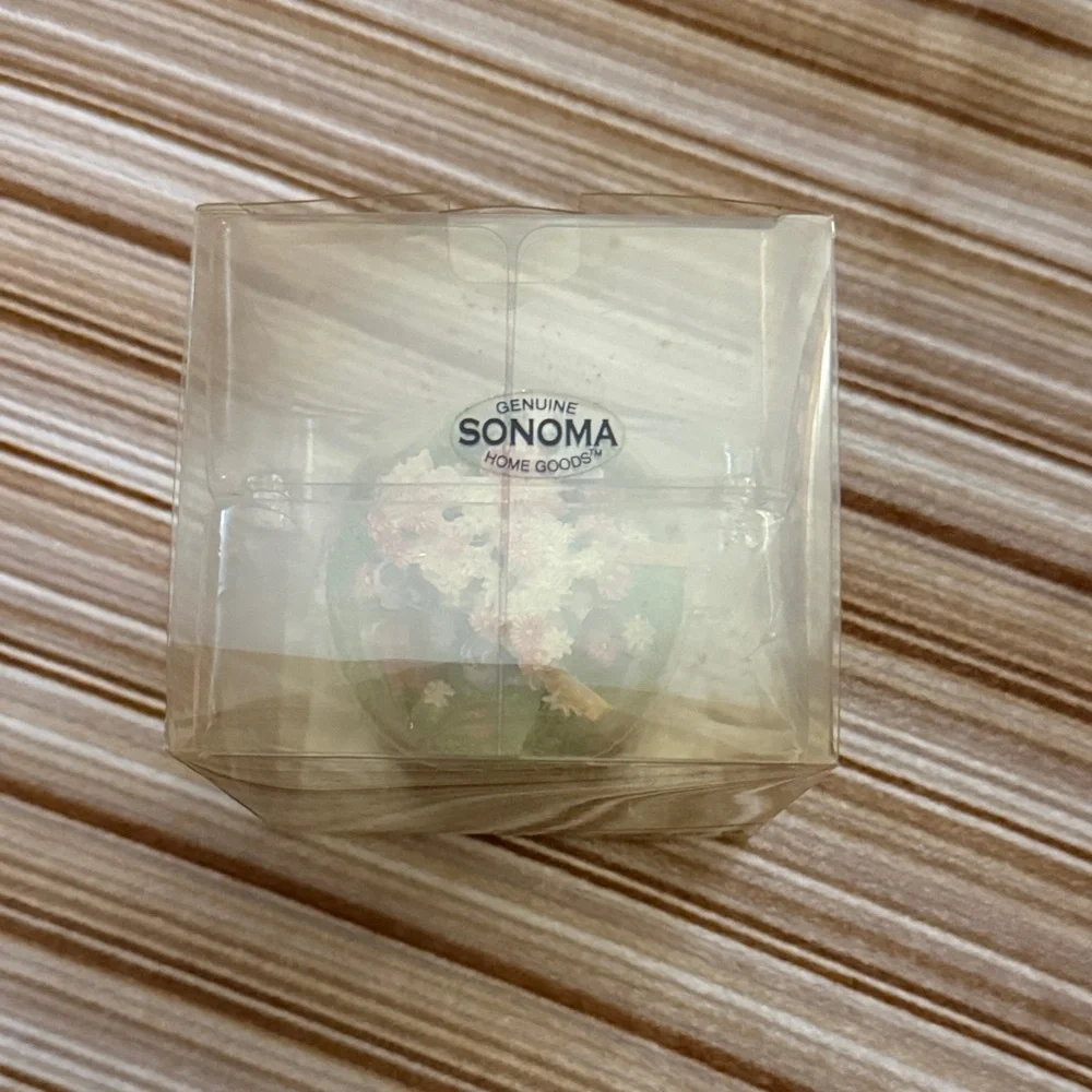 Sonoma Floral Jar Topper with Cream and Green Accents